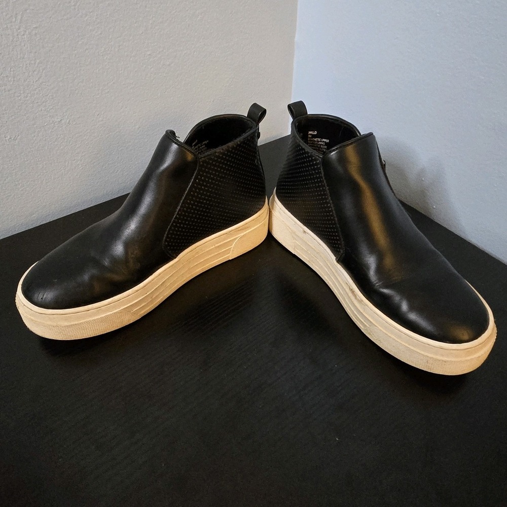 Steve Madden Willo High-Top Platform Sneaker - Kids'. Size 3